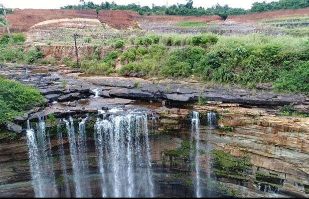 Chhay Bruy Waterfall